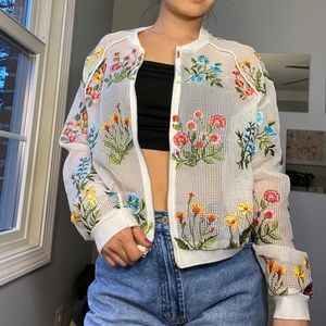 Light weight Zip-Up with flower embroidery.